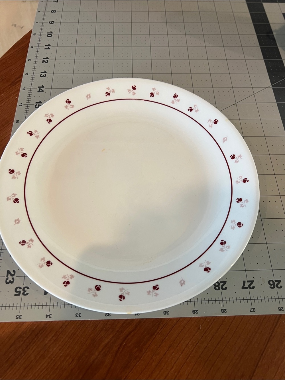 Corelle Burgandy Rose Dinner Plates- Set of 3 - Picture 3 of 7